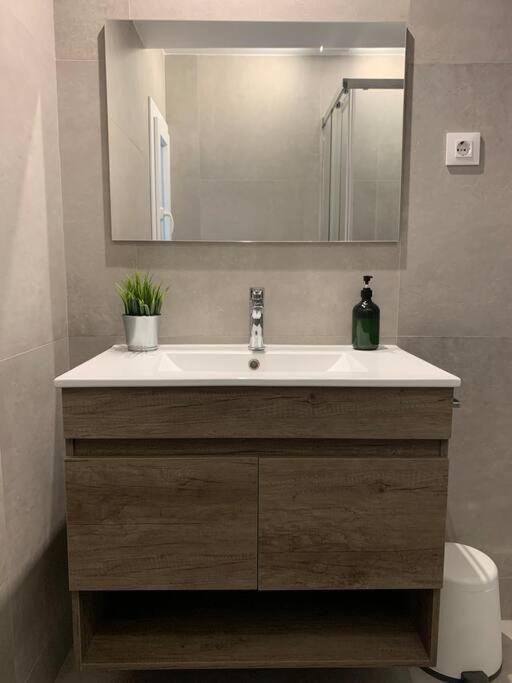Apartamento Nuevo, 3 Dormitorios Con Terraza Γρανάδα Εξωτερικό φωτογραφία